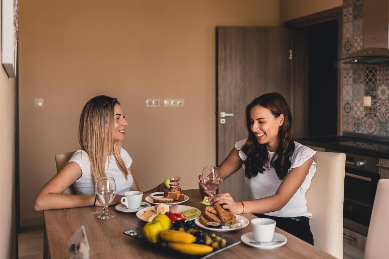 Hotel Plaza - Free Parking 3*