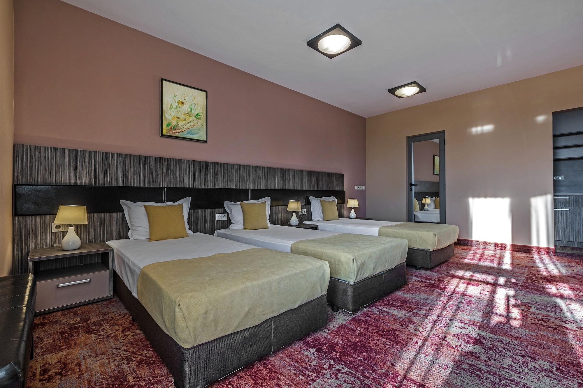 Hotel Plaza - Free Parking Plowdiw