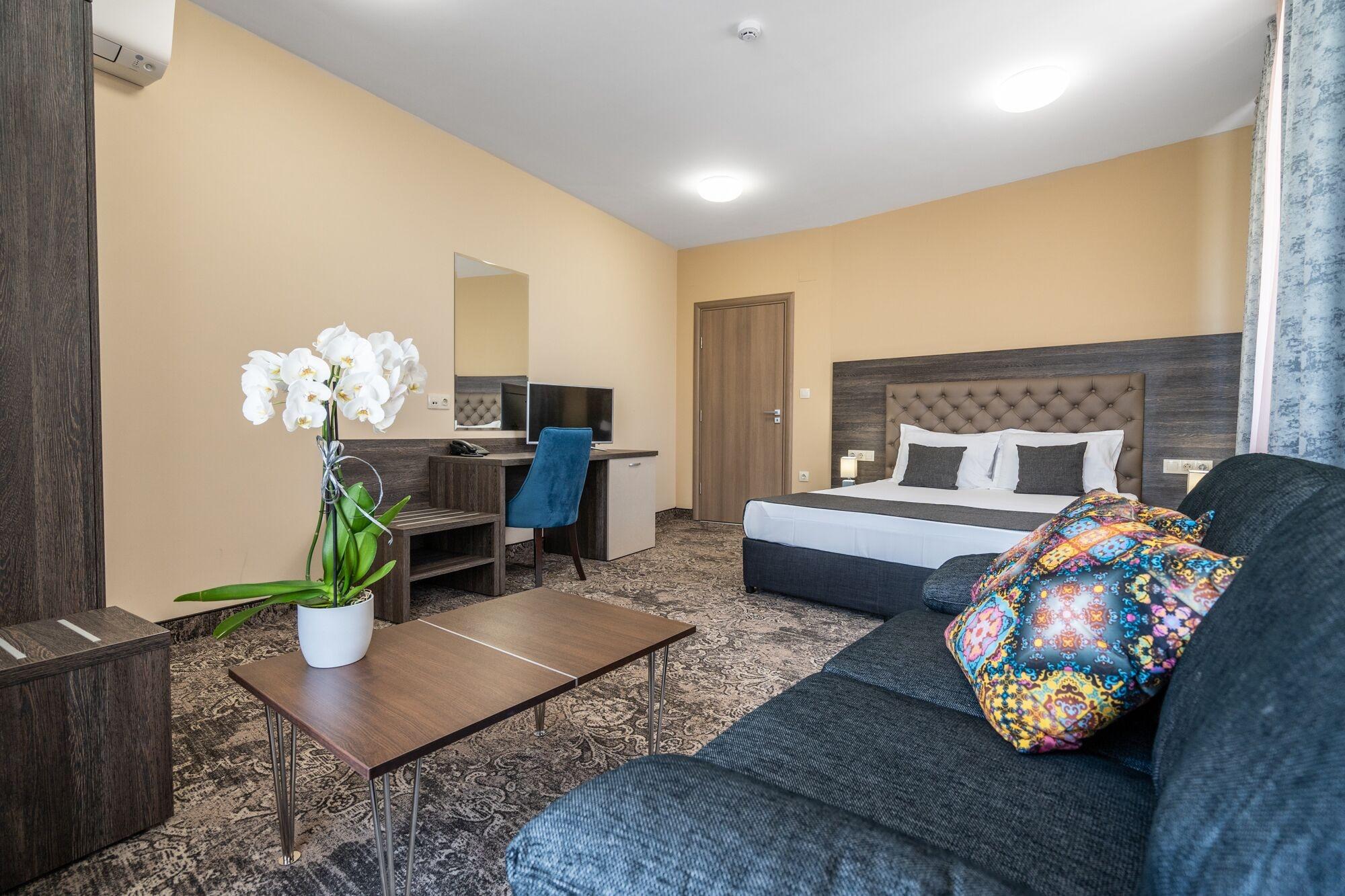 Plaza - Free Parking 3* Пловдив